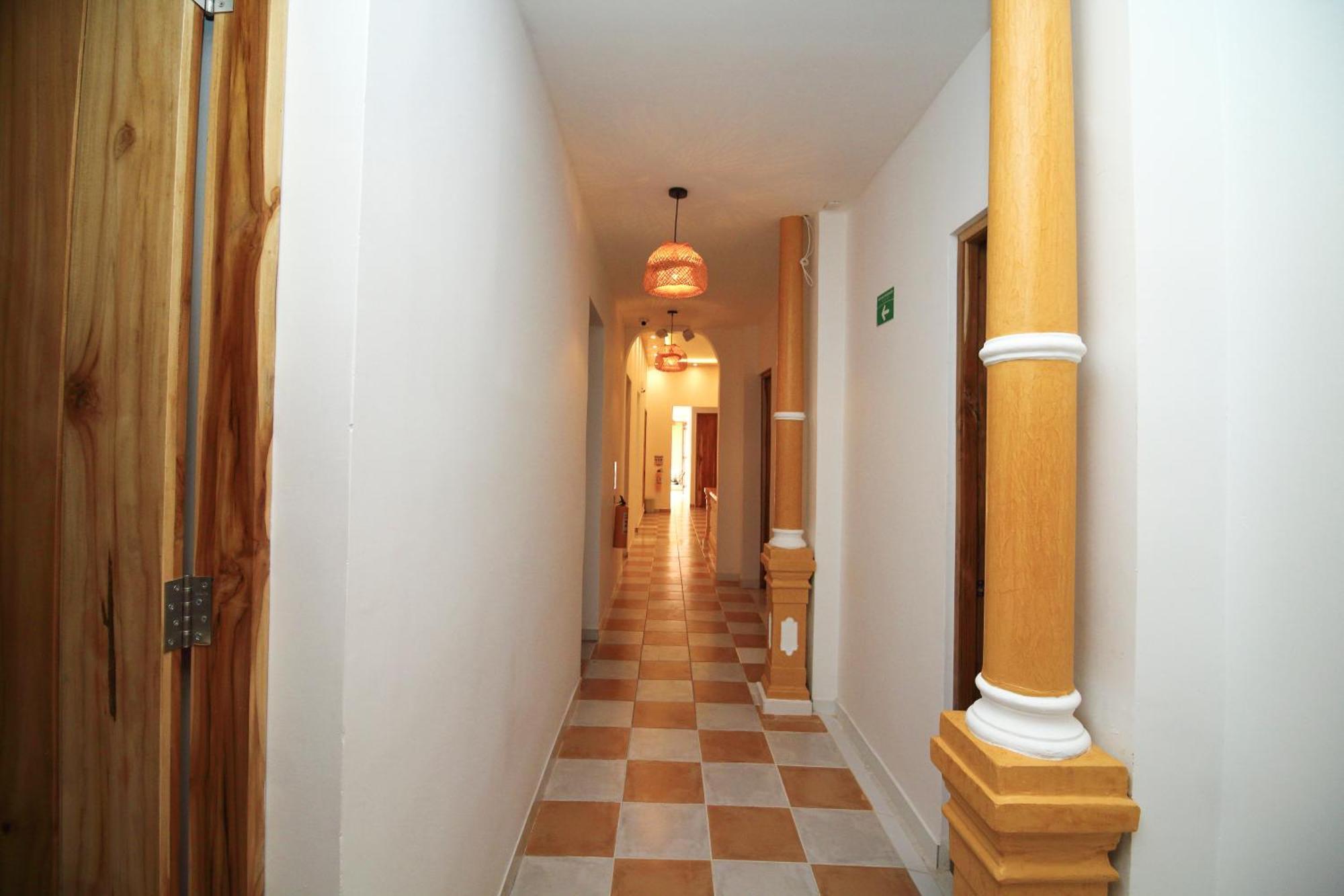 Hostal Casa Torres Centro Historico - Adults Only - Cartagena — Photos 2